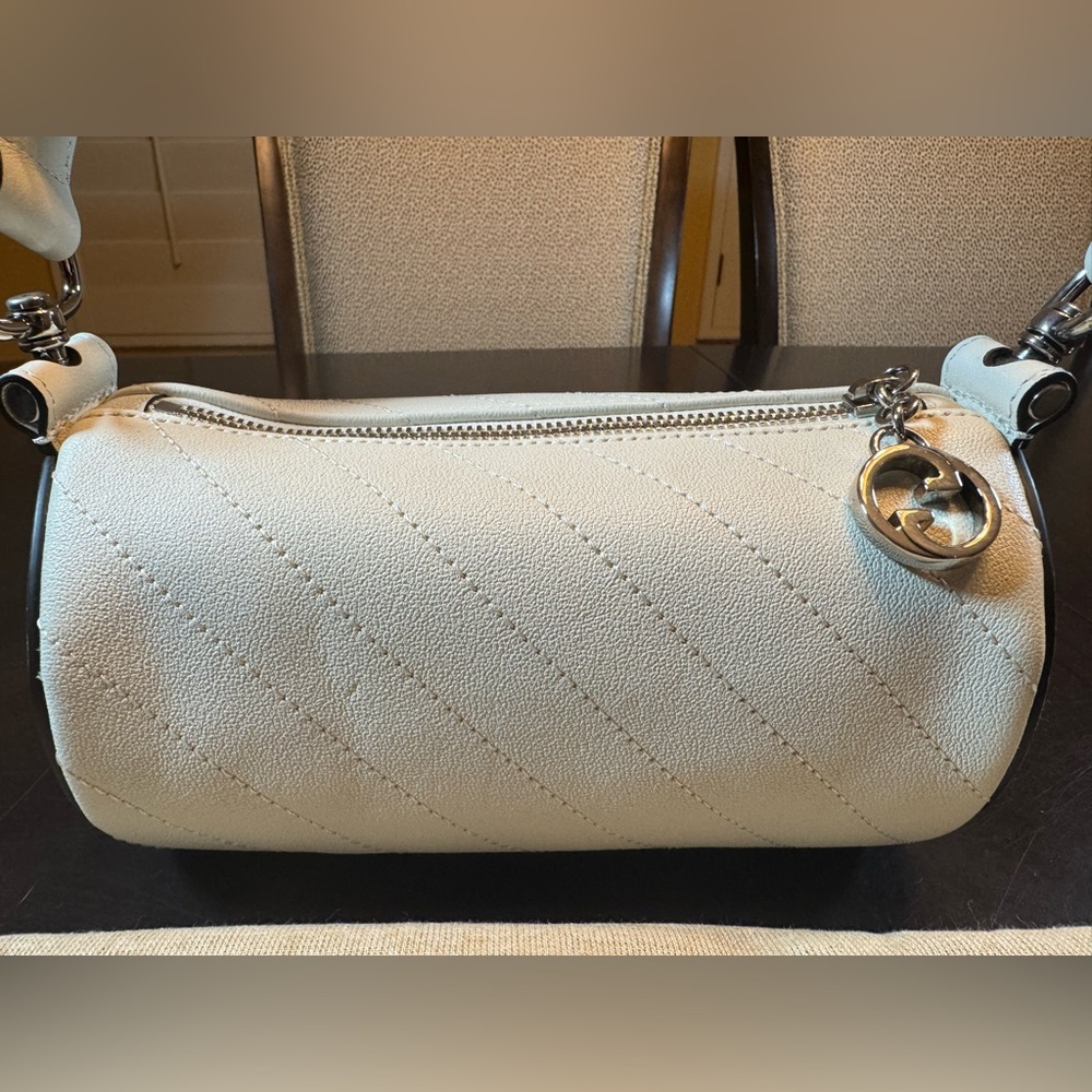 New Authentic Gucci Blondie GG Logo Ivory Shoulder Bag - Picture 6 of 14